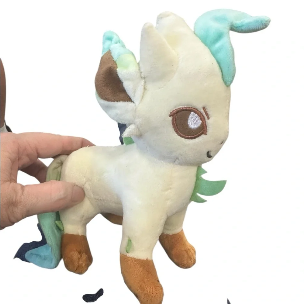 Pokemon Center Leafeon Poké Plush Eevee Evolution Plush Toy - Picture 2 of 5